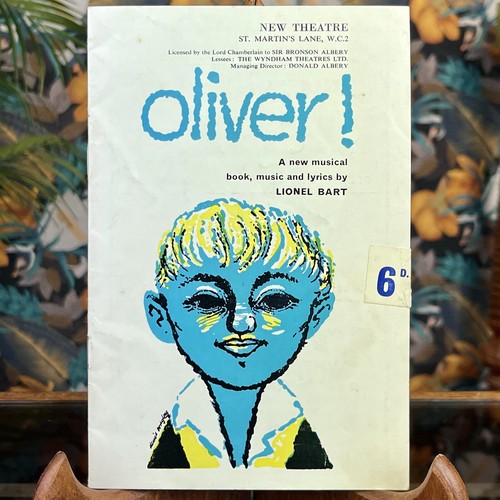 Vintage oliver theatre - vintage,