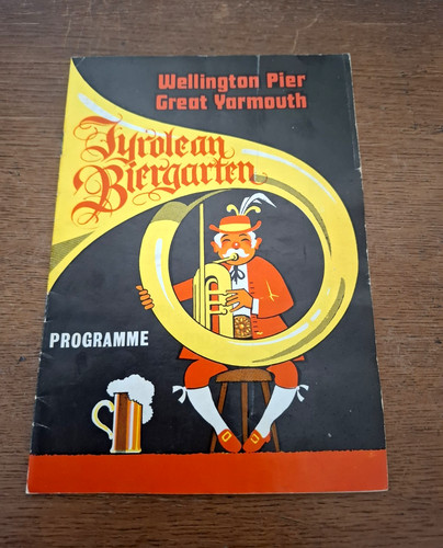 Vintage wellington pier great - vintage,